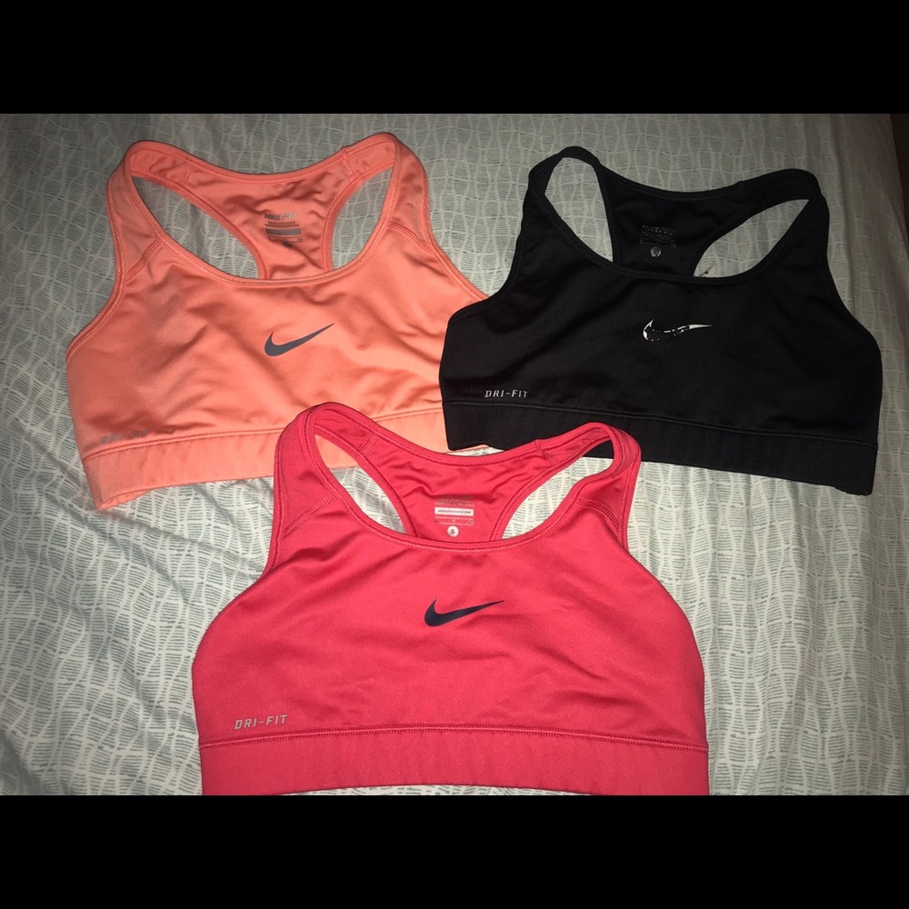 Nike sports bra